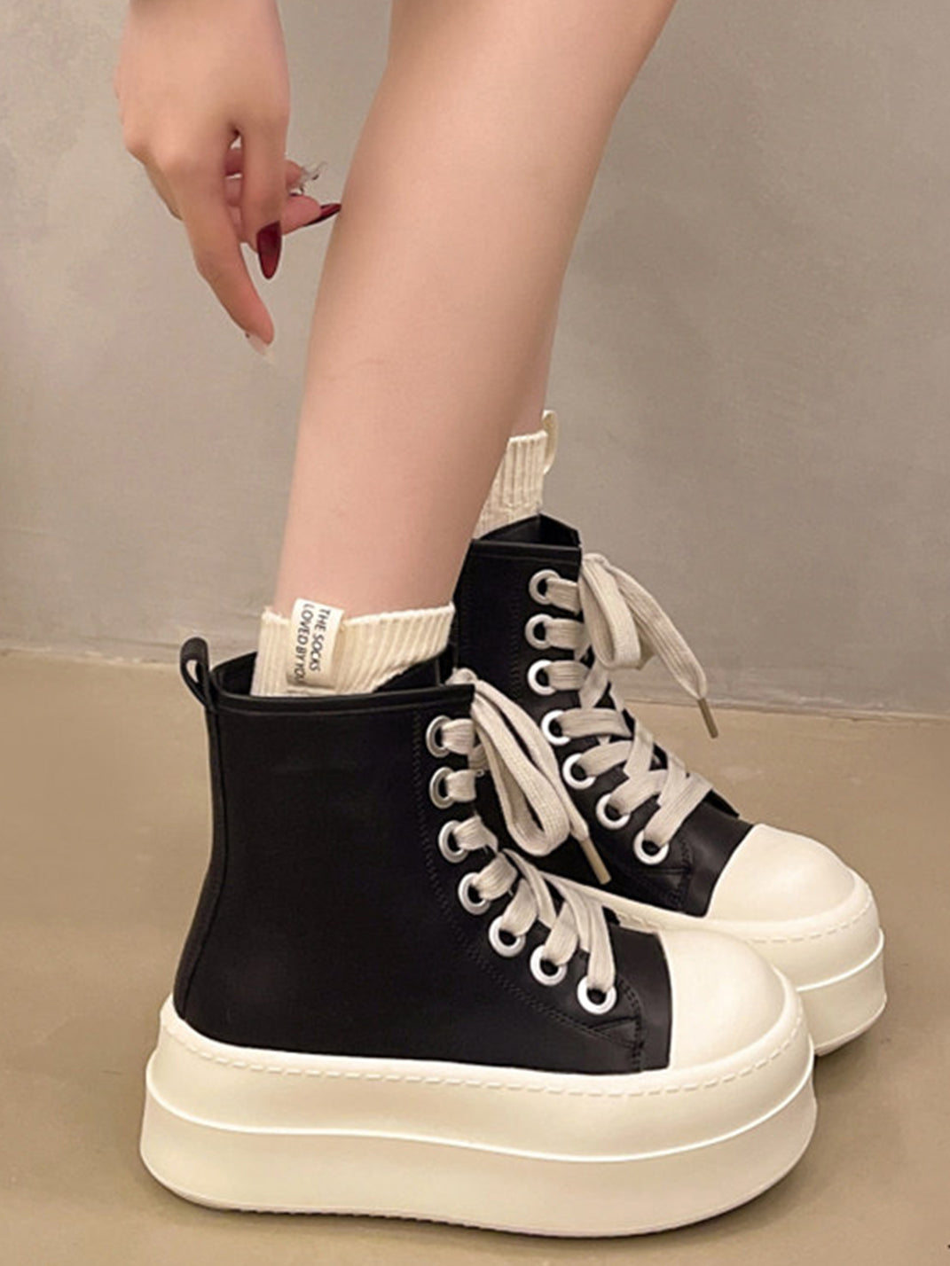 Oversized-Toe High-Low Platform Trainers