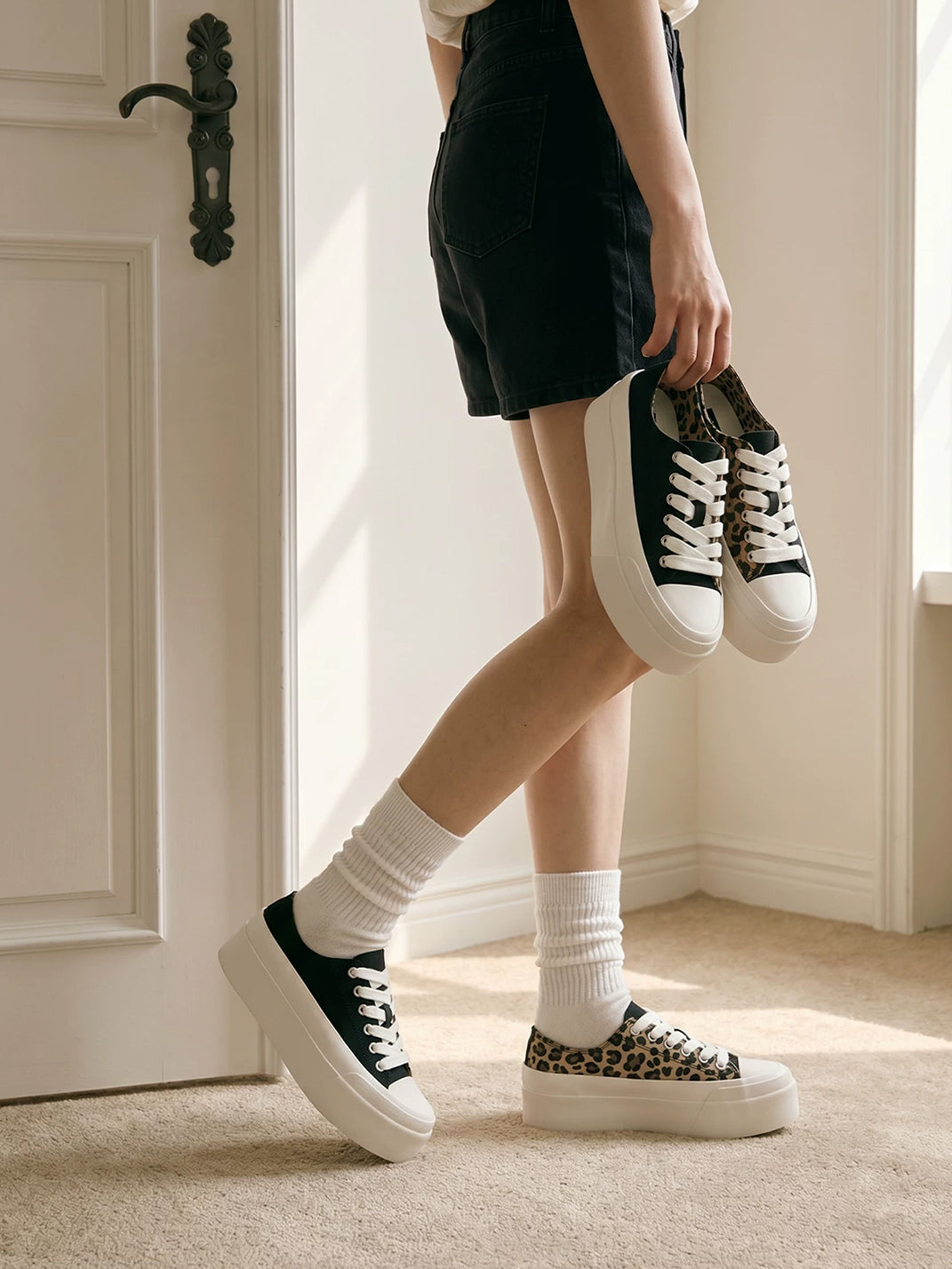 Leopard-Panel Platform Canvas Sneakers
