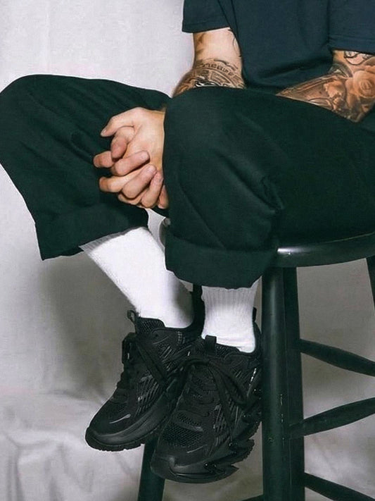 Black Zigzag-Sole Chunky Runner Sneakers