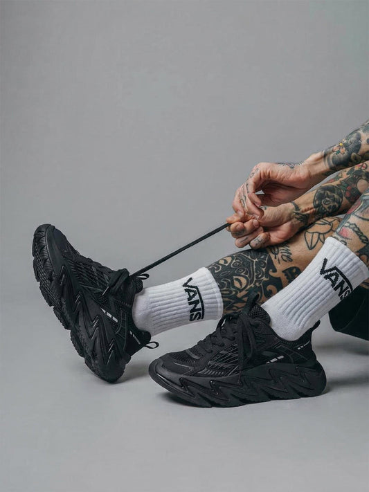 Black Zigzag-Sole Chunky Runner Sneakers