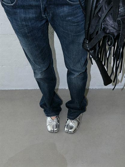 Bow-Strap Tabi-Toe Slip-On Mules