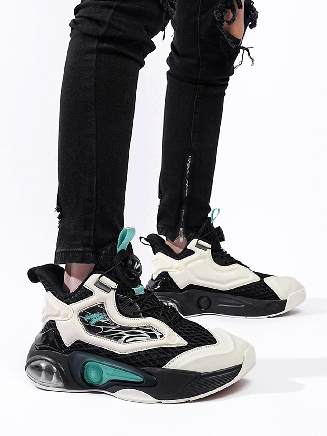 Black Air-Cushion Runner Sneakers