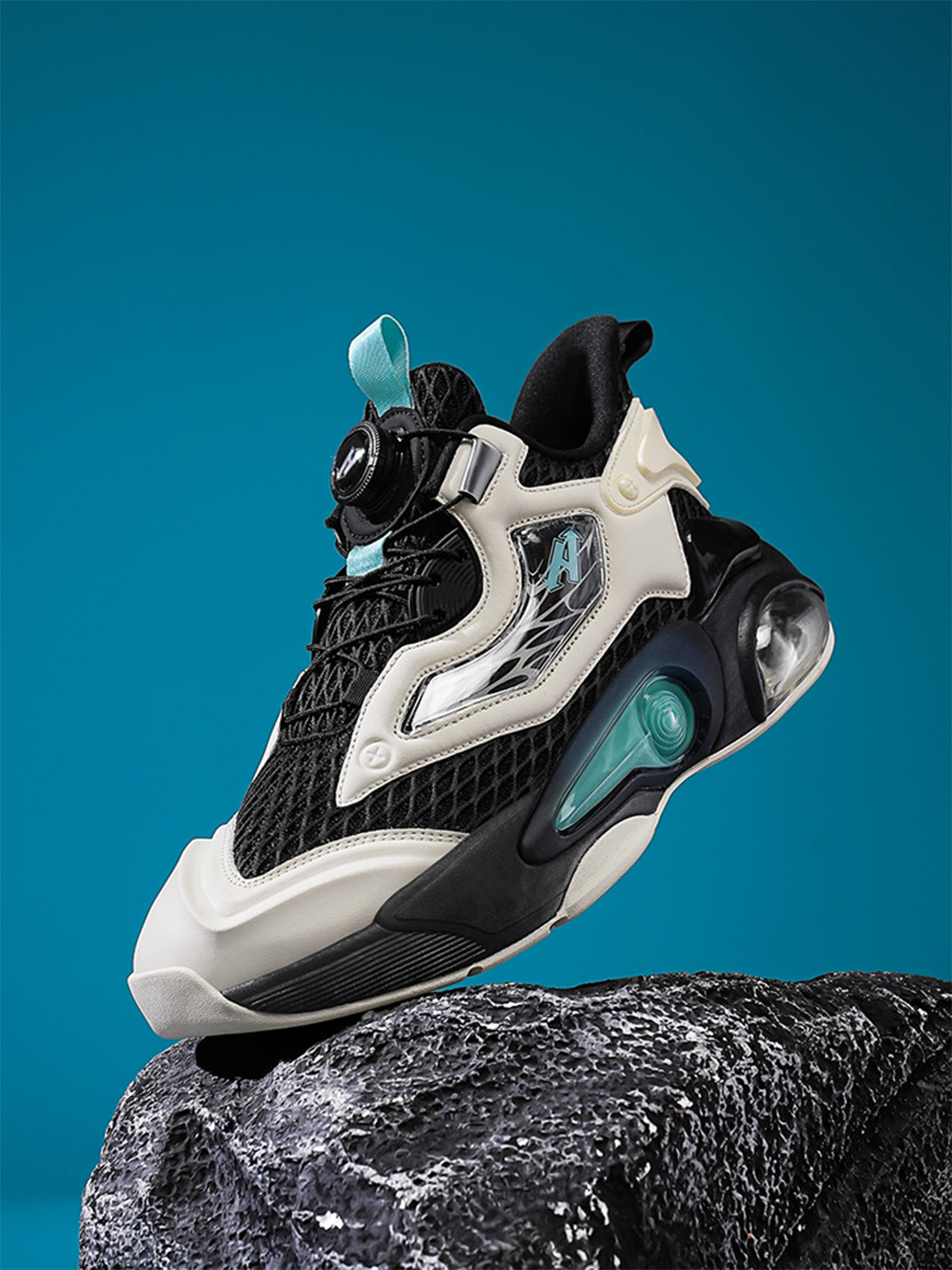Black Air-Cushion Runner Sneakers