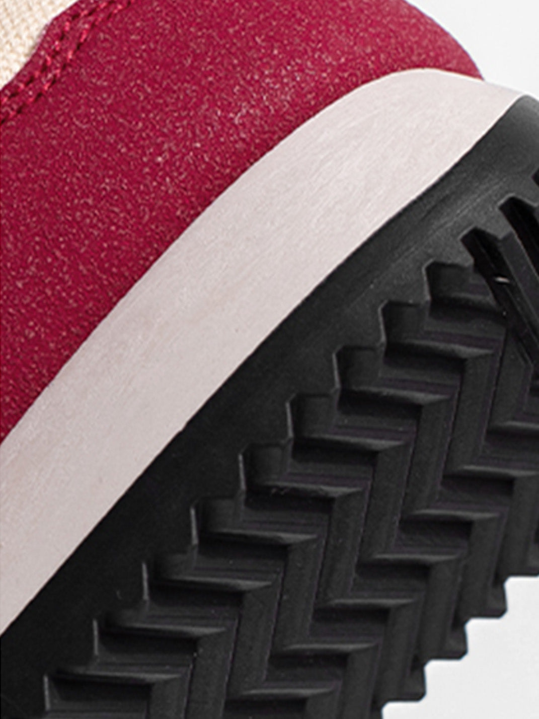 Apple-Detail Mesh Retro Runner Sneakers