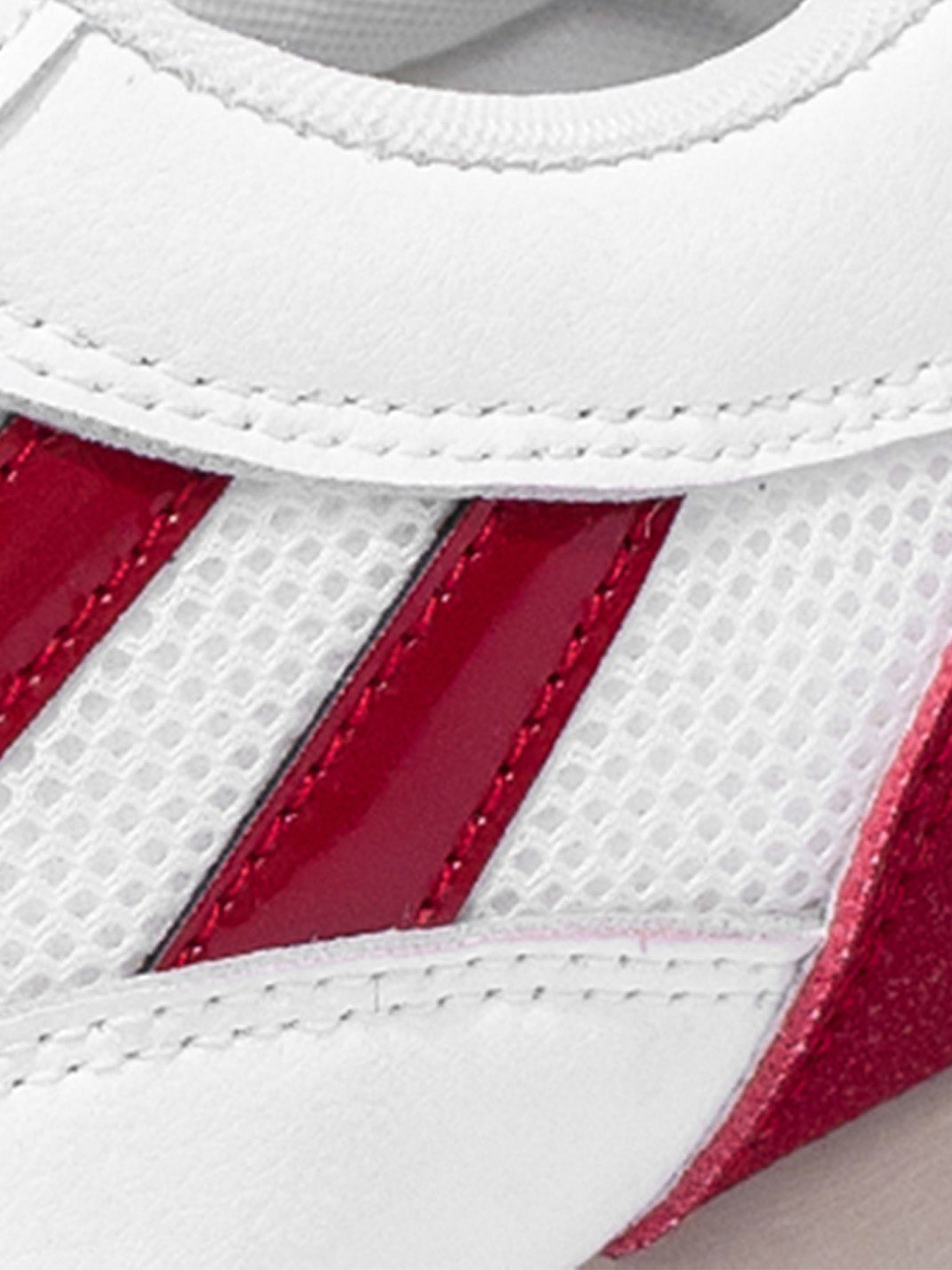 Apple-Detail Mesh Retro Runner Sneakers