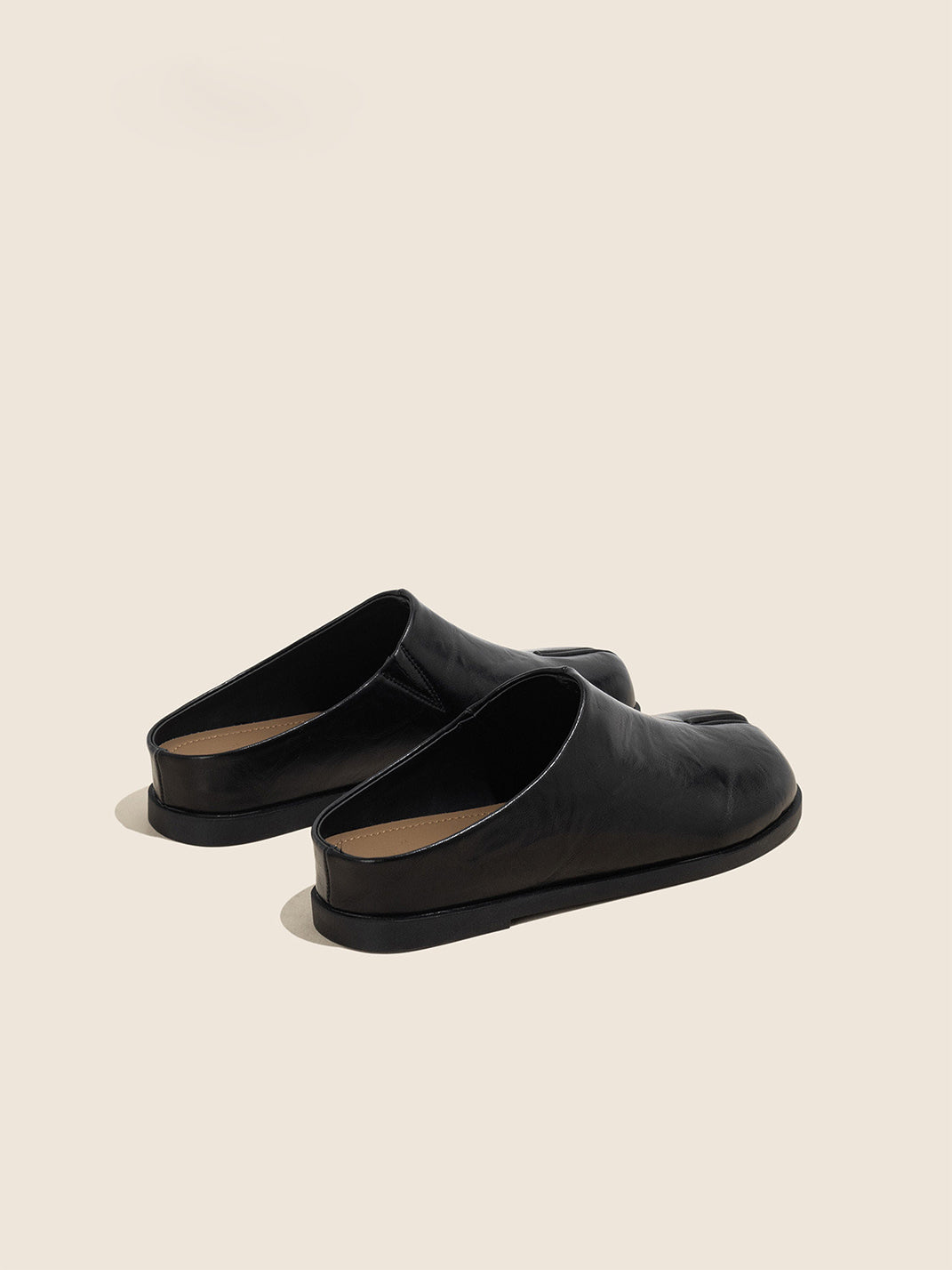 Split-Toe Leather Backless Flat Mules