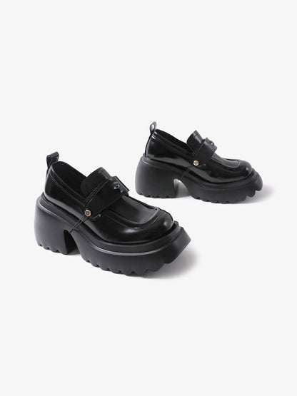 Black Ocular-Accent Lug-Sole Loafers