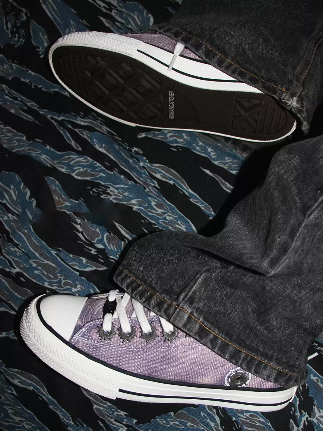 Purple Distressed Low-Top Skate Sneakers