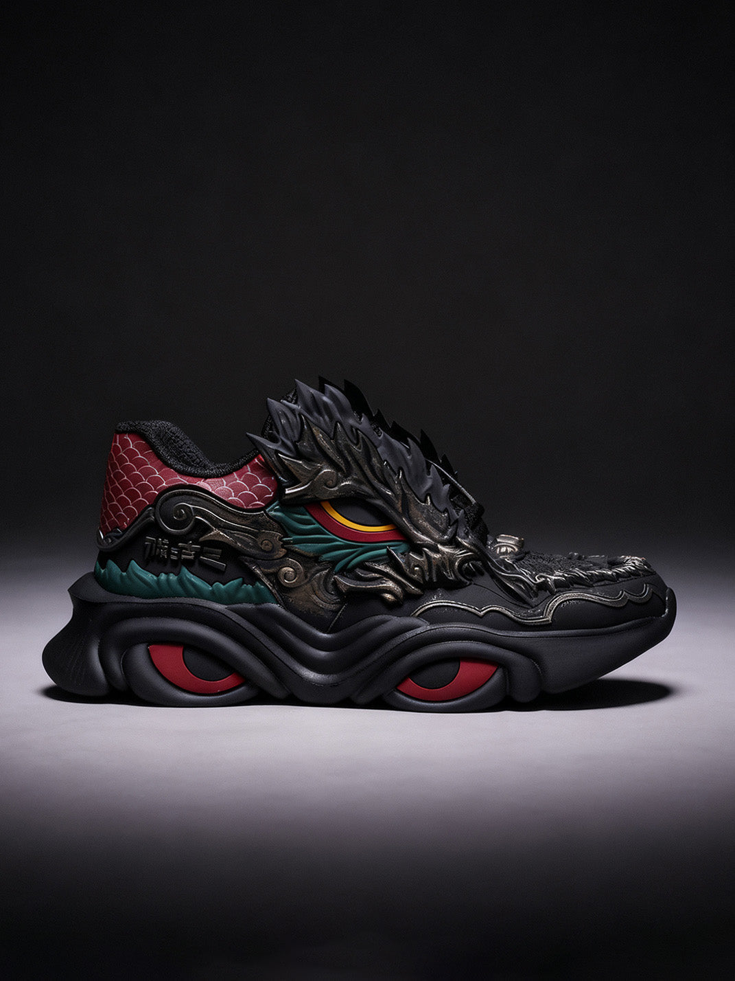 Dragon Crest Chunky Runner Sneakers