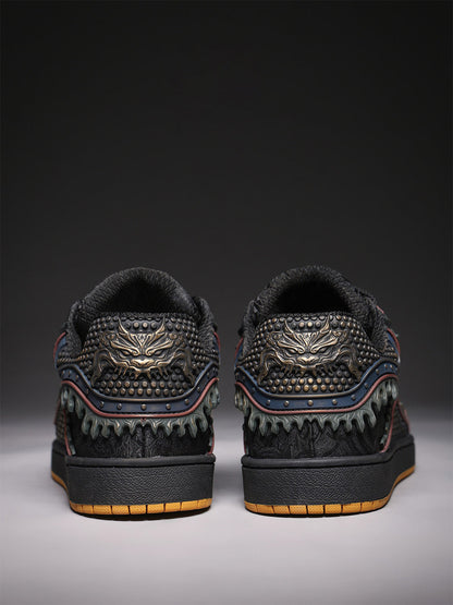 Black Dragon-Scale Gum-Sole Low-Top Sneakers