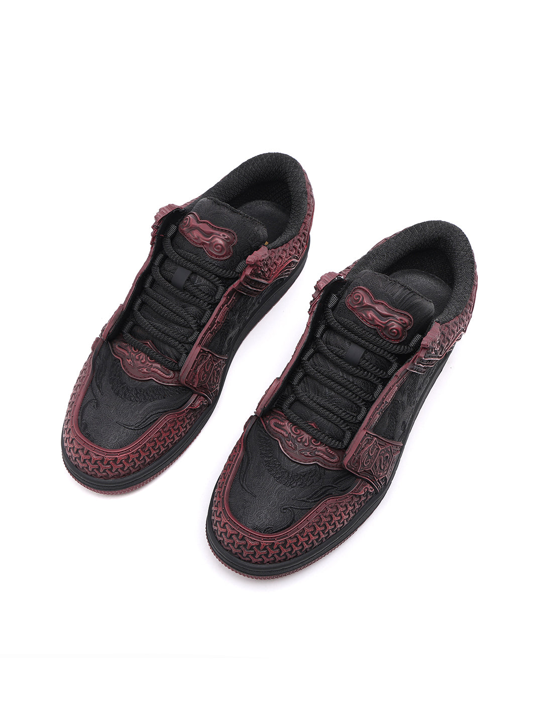 Crimson Jin Yi Wei Embossed Low-Top Sneakers