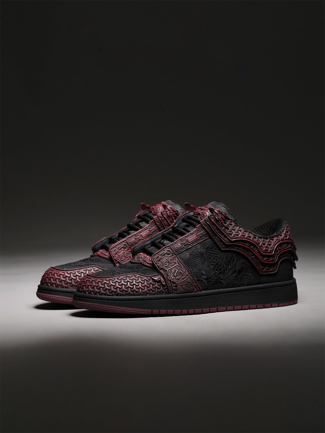 Crimson Jin Yi Wei Embossed Low-Top Sneakers