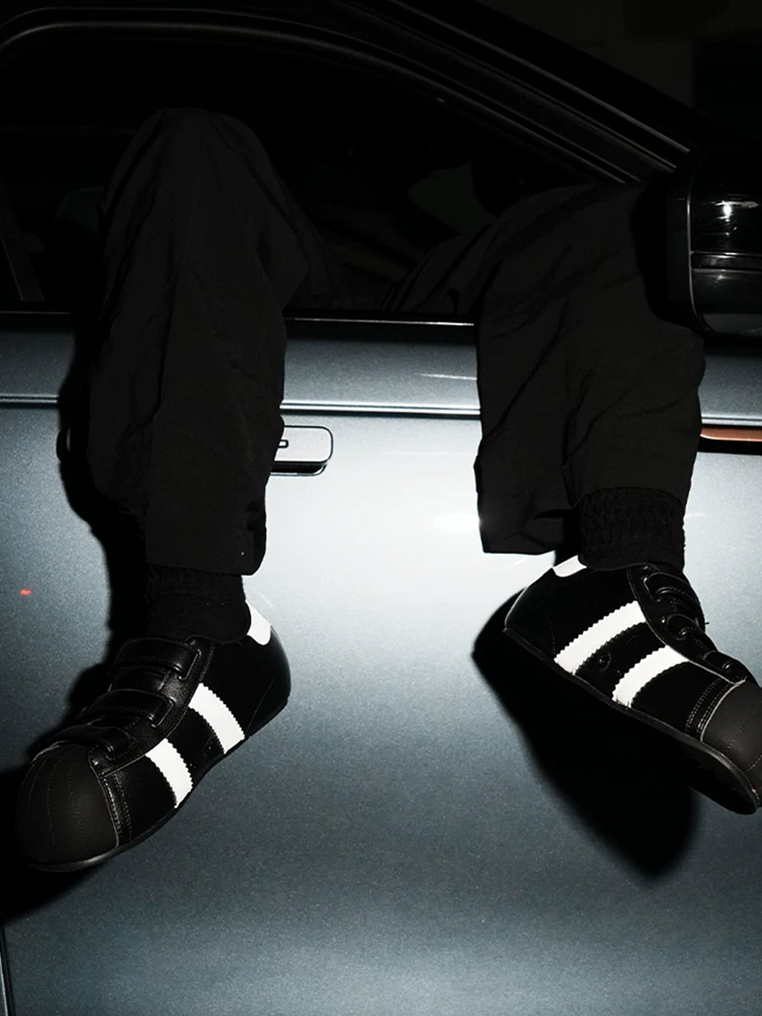 Shell-Toe Strap Sneakers With Hidden Lift