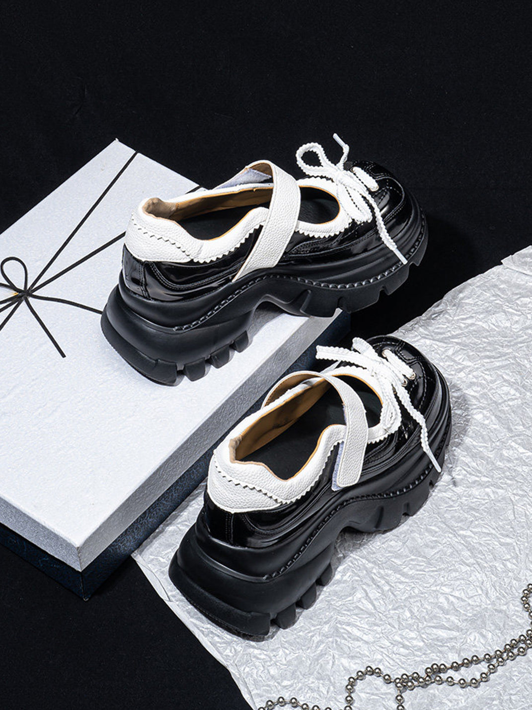 Contrast-Strap Glossy Platform Mary Janes
