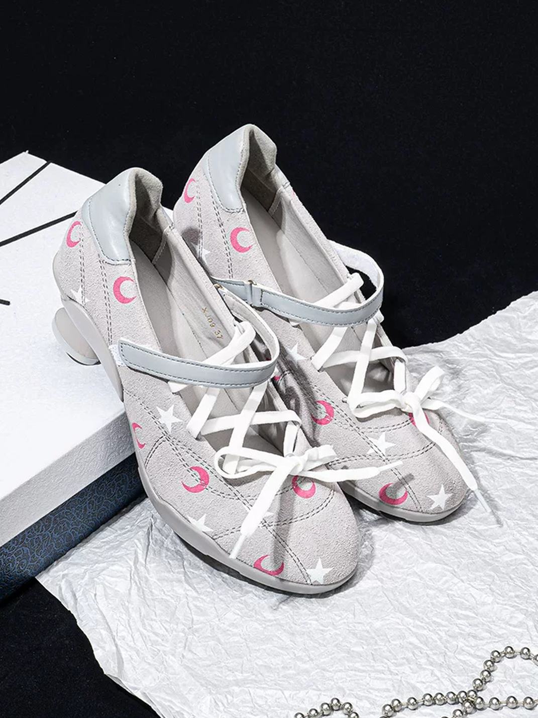 Moon-Print Low-Heel Sport Mary Janes