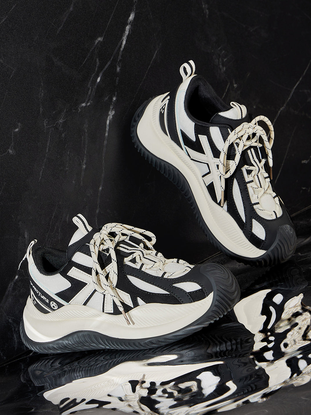 Star-Lace Wave-Sole Chunky Sneakers
