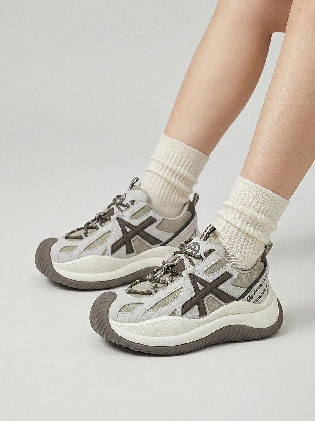 Star-Lace Wave-Sole Chunky Sneakers