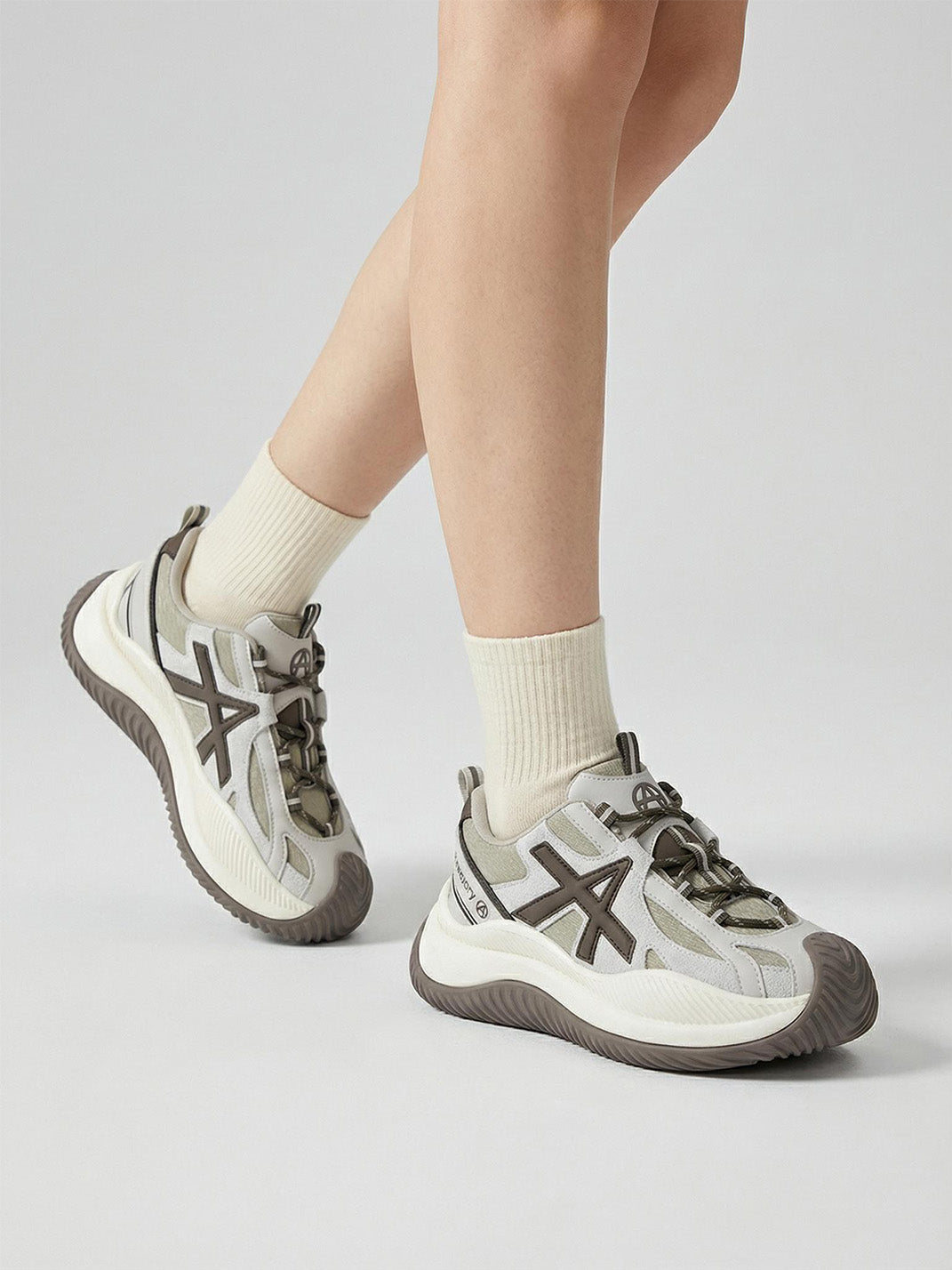 Star-Lace Wave-Sole Chunky Sneakers