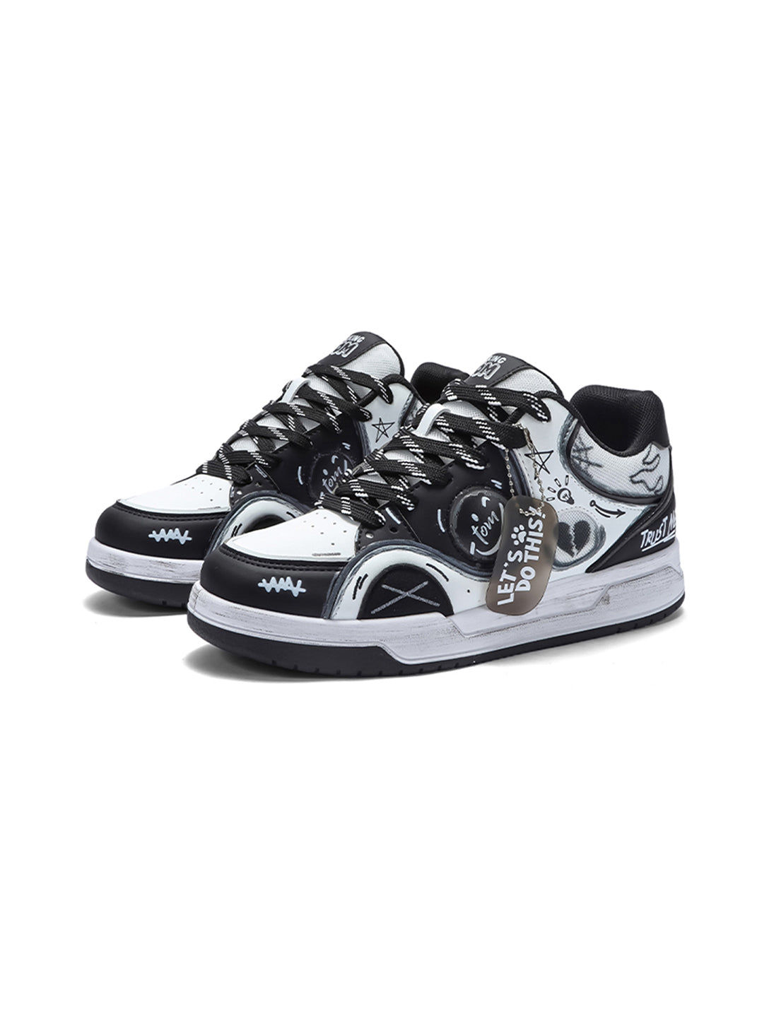 Heart-Graphic Contrast-Panel Low-Top Sneakers