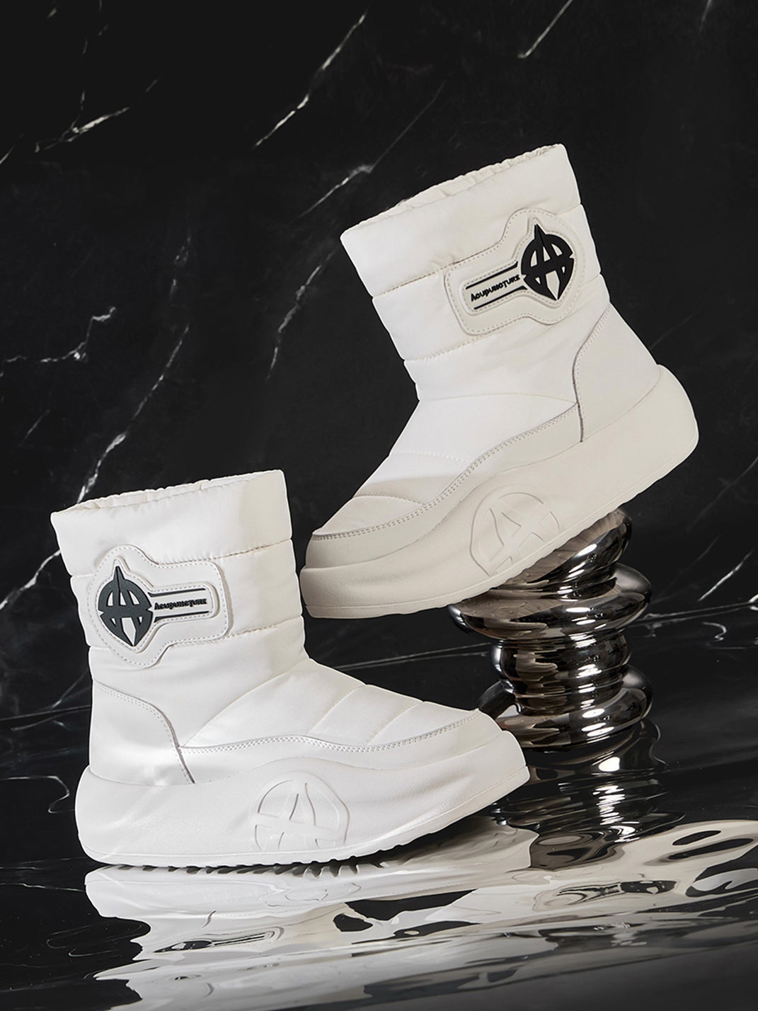 White Padded Mid-Calf Snow Boots
