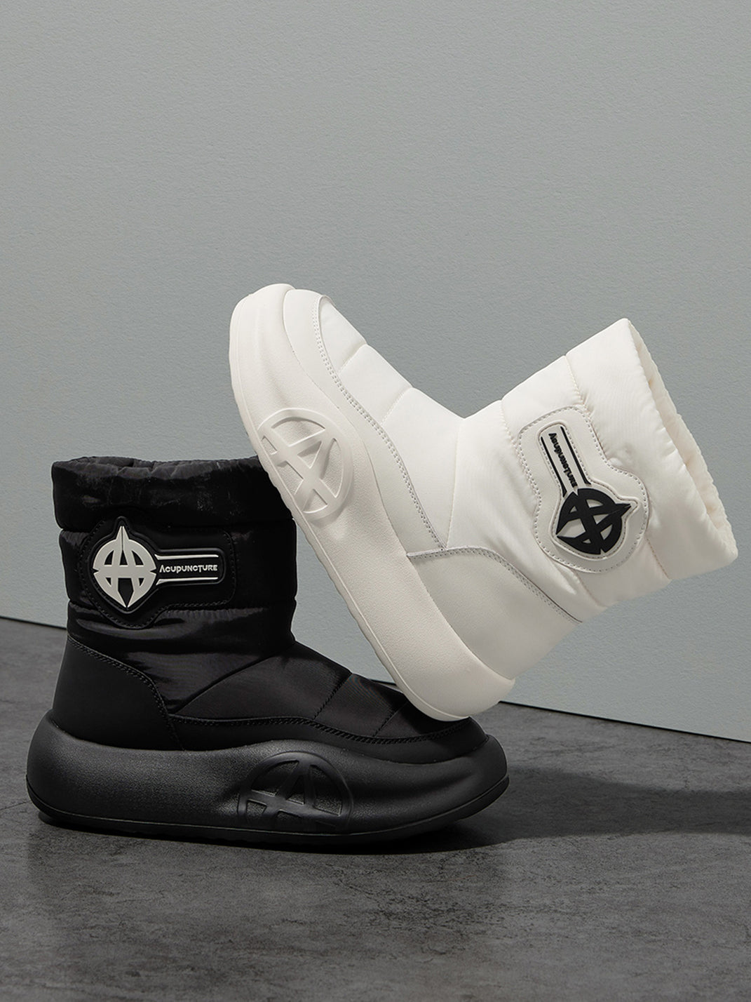 White Padded Mid-Calf Snow Boots