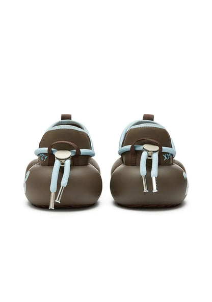 Sculpted-Sole Leather Summer Sneakers